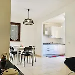 Residenza Leonardo Apartamento Porto SantʼElpidio